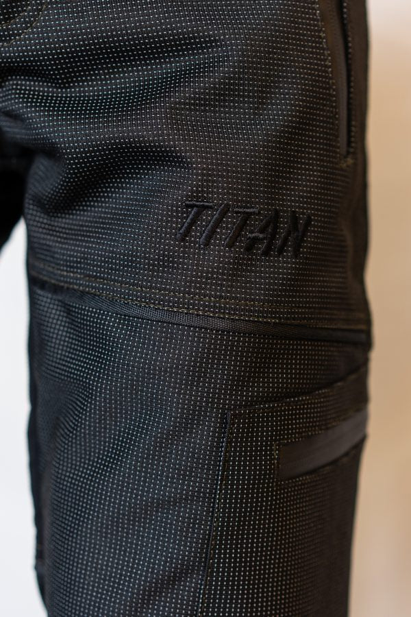 Hunting life titan orange, yellow, neutral trousers